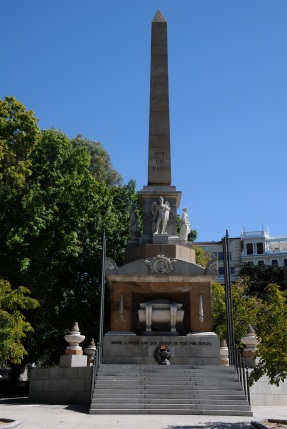 Obelisco del dos de Mayo